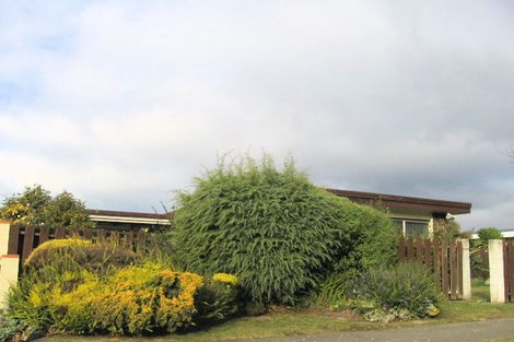 Photo of property in 17 Trigg Crescent, Taradale, Napier, 4112