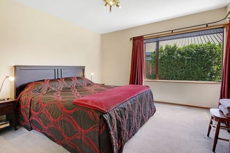 Photo of property in 72 Lowry Avenue, Redwood, Christchurch, 8051