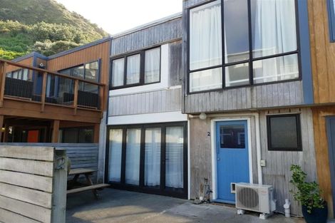 Photo of property in 2/410 The Esplanade, Island Bay, Wellington, 6023