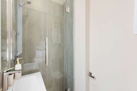 Photo of property in 10a Helleur Road, Massey, Auckland, 0614