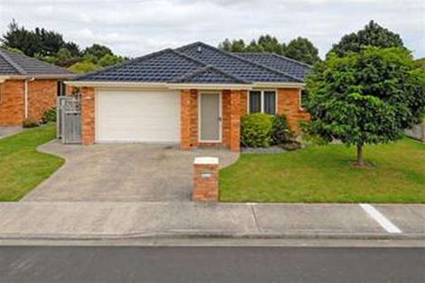 Photo of property in 67 Sovereign Isle Lane, Rototuna, Hamilton, 3210