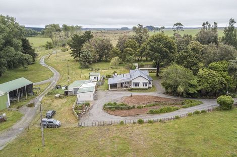 Photo of property in 785 Brandon Hall Road, Santoft, Bulls, 4894