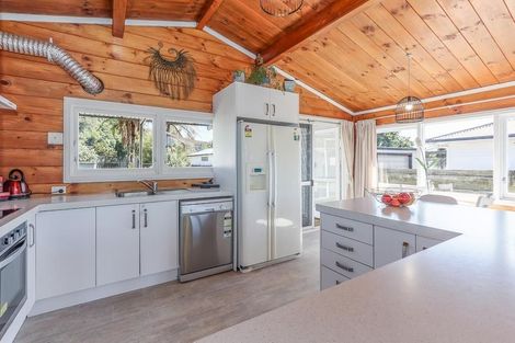 Photo of property in 27 Bell Road, Western Heights, Rotorua, 3015