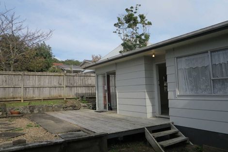 Photo of property in 2/15a Mcintyre Road, Mangere Bridge, Auckland, 2022