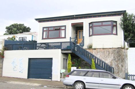 Photo of property in 1 Kenwyn Terrace, Newtown, Wellington, 6021