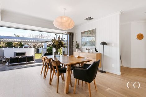 Photo of property in 194 Oceanbeach Road, Mount Maunganui, 3116