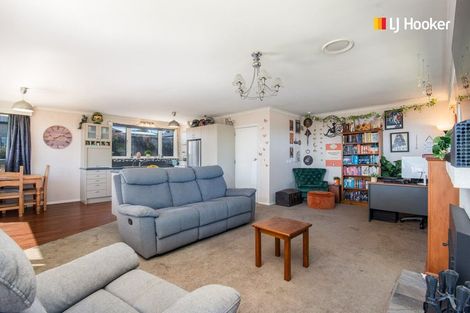 Photo of property in 16 Clyde Street, Kinmont Park, Mosgiel, 9024