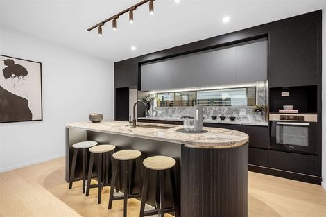 Photo of property in 7/5 Lemon Grove Lane, Greenhithe, Auckland, 0632