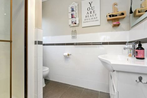 Photo of property in 52 Arnold Street, Leamington, Cambridge, 3432