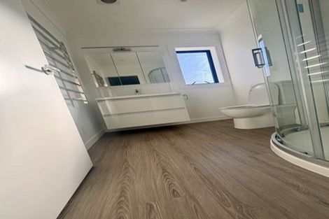 Photo of property in 40a Kervil Avenue, Te Atatu Peninsula, Auckland, 0610