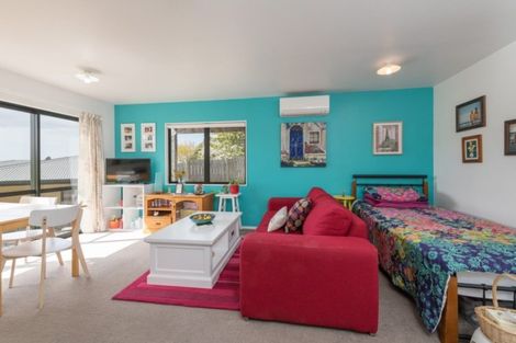 Photo of property in 13 Treeton Place, Wakefield, 7025