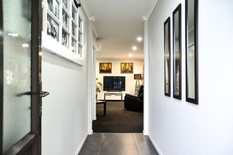 Photo of property in 12 Innswood Place, Rototuna North, Hamilton, 3210