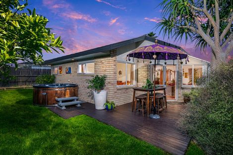 Photo of property in 7a Martin Jugum Lane, Ranui, Auckland, 0612