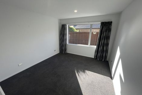 Photo of property in 11 Oakdene Place, Halswell, Christchurch, 8025