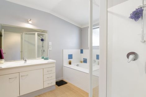 Photo of property in 49 Westwood Street, Bellevue, Tauranga, 3110