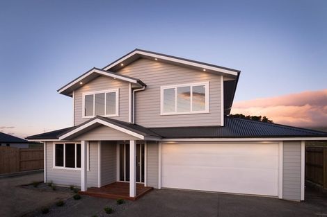 Photo of property in 44 Atlantic Drive, Fitzherbert, Palmerston North, 4410