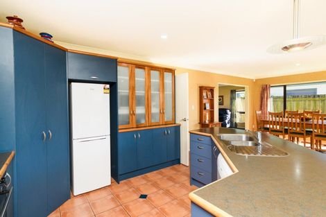 Photo of property in 16 Presidential Drive, Milson, Palmerston North, 4414