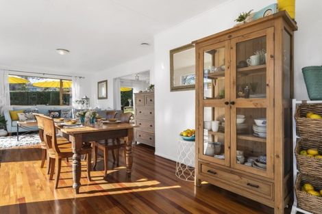 Photo of property in 8 Walnut Grove, Omokoroa, 3114