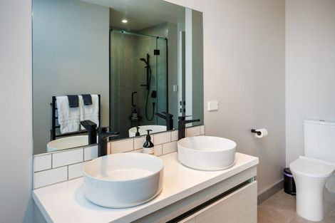 Photo of property in 4 Sardinia Grove, Fitzherbert, Palmerston North, 4410