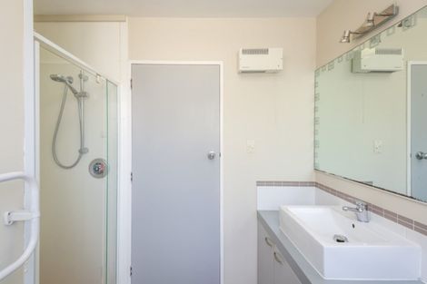 Photo of property in 7 Valecrest Avenue, Parklands, Christchurch, 8083