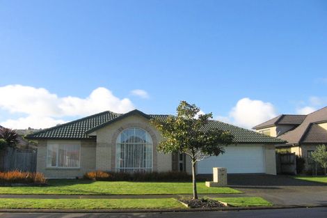 Photo of property in 13 Carousel Crescent, East Tamaki Heights, Auckland, 2016