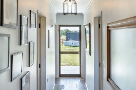 Photo of property in 90 Settlement Road, Morison Bush, Greytown, 5794