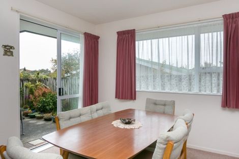 Photo of property in 2/46 Dorset Avenue, Westown, New Plymouth, 4310