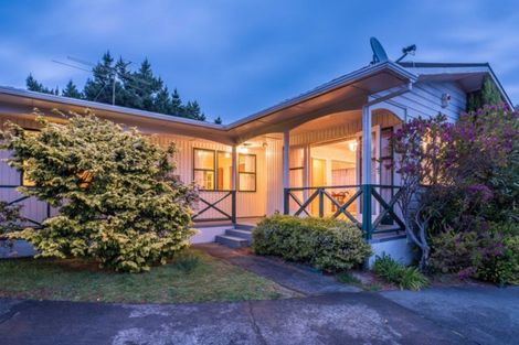 Photo of property in 34 Westview Grove, Miramar, Wellington, 6022