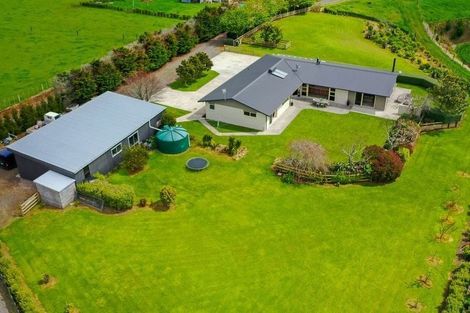 Photo of property in 457 Upland Road, Tarurutangi, New Plymouth, 4372