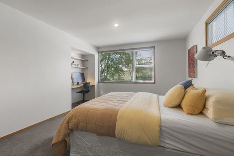 Photo of property in 41 Old Lake Road, Narrow Neck, Auckland, 0624