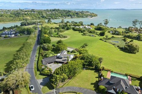 Photo of property in 247 Broomfields Road, Whitford, Howick, 2571