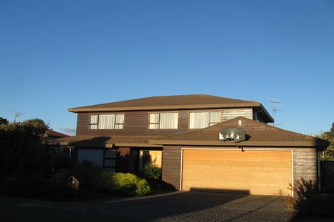 Photo of property in 2 Douglas Street, Paraparaumu Beach, Paraparaumu, 5032