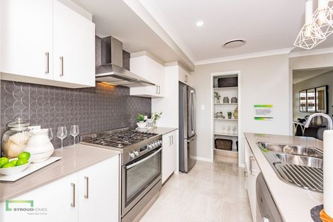 Photo of property in 18 Blackadder Road, Pegasus, 7612