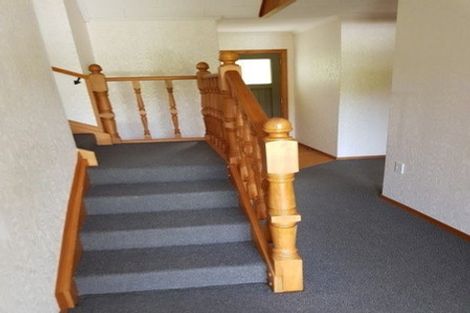 Photo of property in 37 Postgate Drive, Whitby, Porirua, 5024