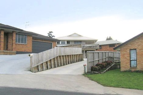 Photo of property in 16 Rochester Place, Nawton, Hamilton, 3200