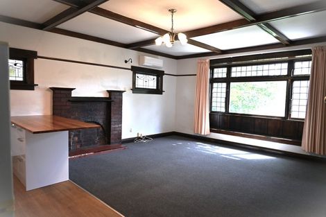 Photo of property in 100 Nairn Street, Mount Cook, Wellington, 6011