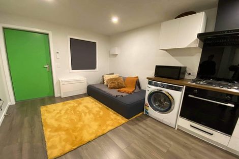 Photo of property in 2 Hassing Place, Cromwell, 9310