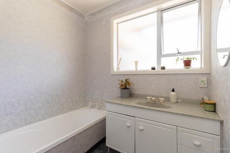 Photo of property in 76 Rhodes Street, Waimate, 7924