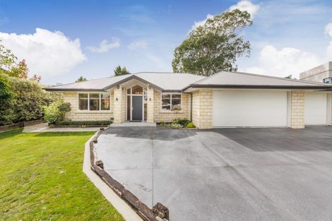 Photo of property in 9 Riverstone Grove, Hokowhitu, Palmerston North, 4410