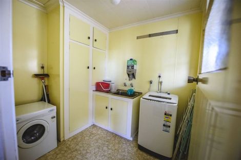 Photo of property in 39 Lowestoft Street, Balclutha, 9230