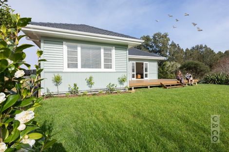 Photo of property in 29 Cambridge Road, Riverhead, 0820