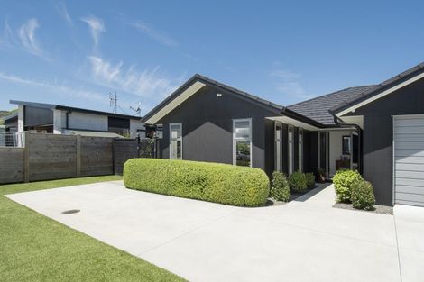 Photo of property in 11 Augusta Rise, Omokoroa, 3114