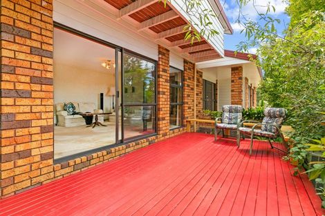 Photo of property in 163 Chelsea View Drive, Chatswood, Auckland, 0626