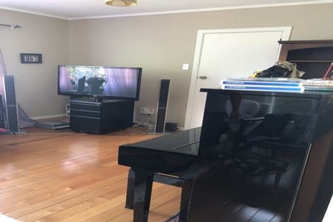 Photo of property in 1/46 College Road, Northcote, Auckland, 0627