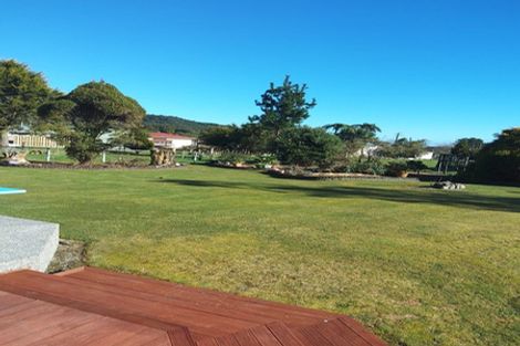 Photo of property in 29 Bonar Street, Ross, 7812