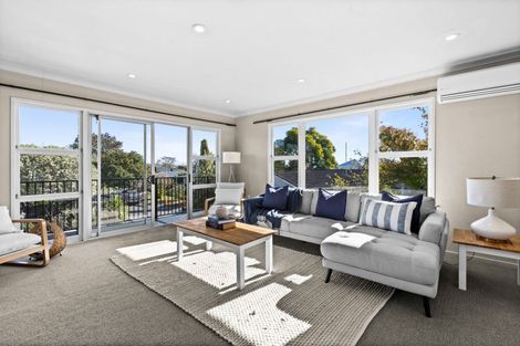 Photo of property in 6 George Place, Havelock North, 4130