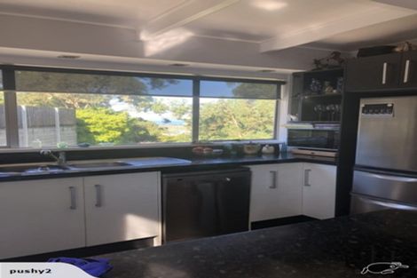 Photo of property in 83 Tirohanga Road, Tirohanga, Lower Hutt, 5010