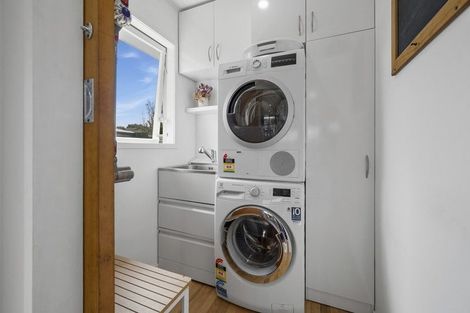 Photo of property in 6 Gem Street, Pukehangi, Rotorua, 3015