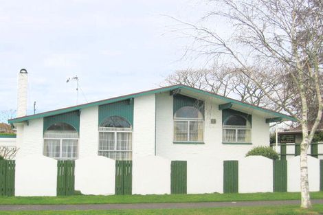 Photo of property in 10 Elmwood Crescent, Pukete, Hamilton, 3200