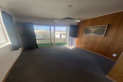 Photo of property in 107 Macandrew Road, South Dunedin, Dunedin, 9012